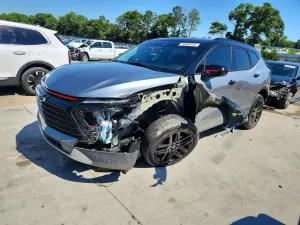 Chevrolet Blazer 2.0L 4 2024
