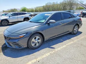 Hyundai Elantra 2.0L 4 2024