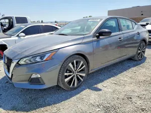 Nissan Altima 2.5L 4 2021