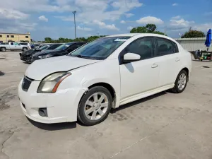 Nissan Sentra 2.0L 4 2012