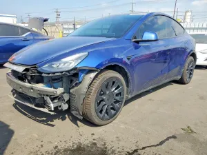 Tesla Model Y 2021