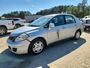 Nissan Versa 1.8L 4 2010