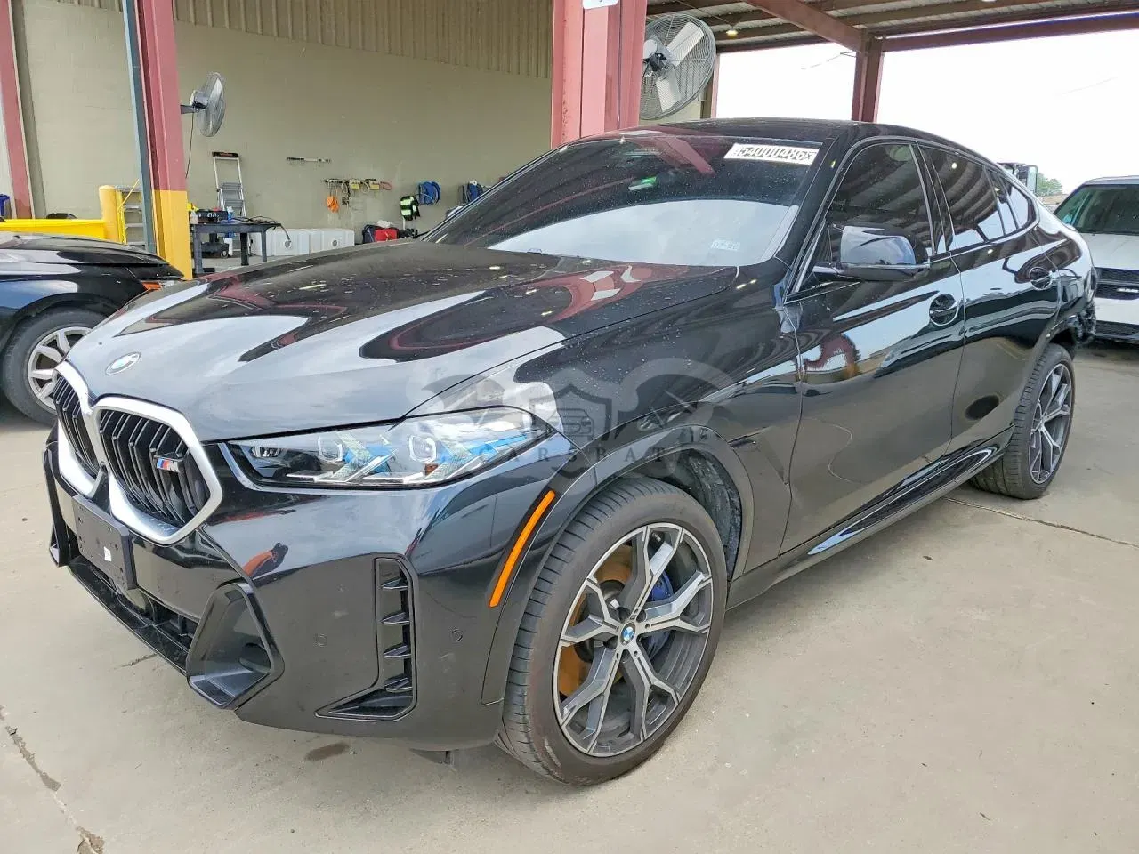 BMW X6 4.4L 8 2026