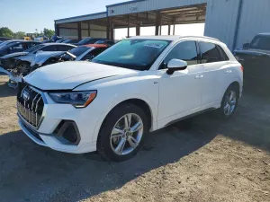 Audi Q3 2.0L 4 2021