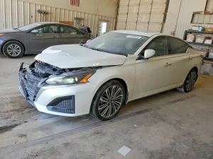 Nissan Altima 2.5L 4 2025