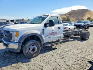 Ford F550 6.7L 8 2017