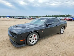 Dodge Challenger 6.4L 8 2020