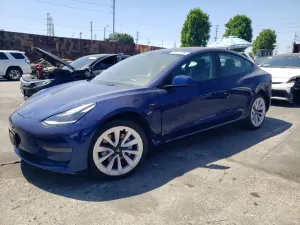 Tesla Model 3 2022
