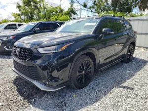 Toyota Highlander 2.4L 4 2023