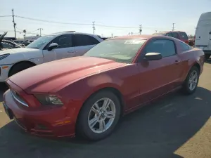 Ford Mustang 3.7L 6 2014