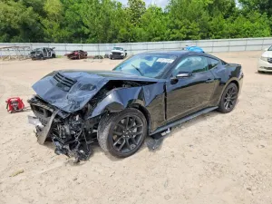 Ford Mustang 5.0L 8 2025