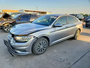 Volkswagen Jetta 1.4L 4 2021
