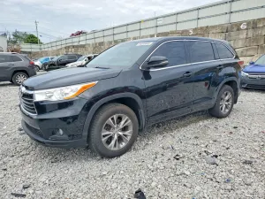 Toyota Highlander 3.5L 6 2014