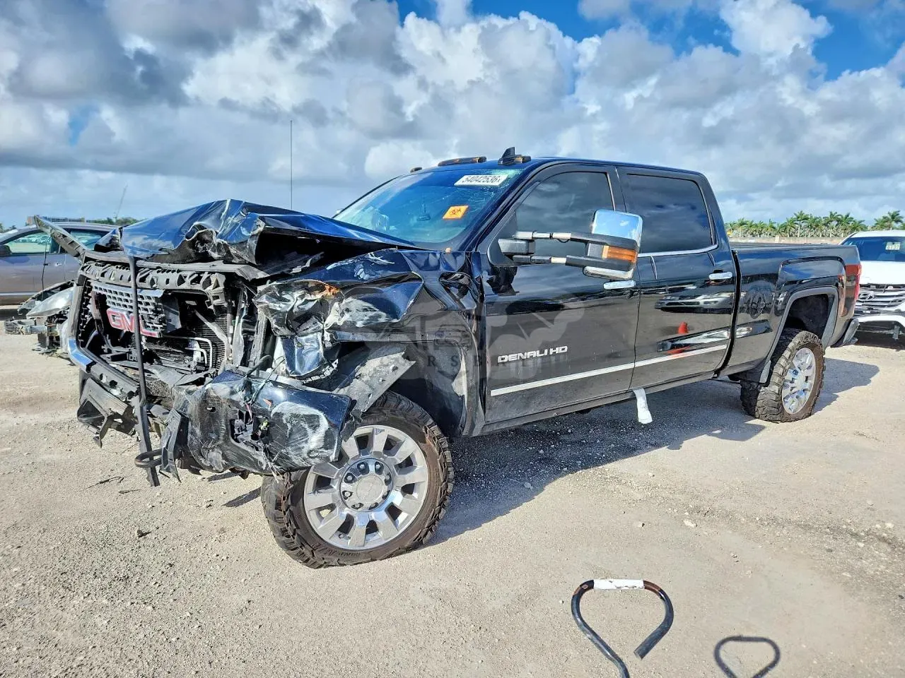GMC Sierra 6.6L 8 2016