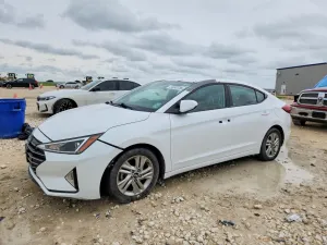 Hyundai Elantra 2.0L 4 2019
