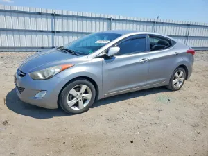 Hyundai Elantra 1.8L 4 2013