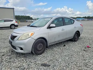 Nissan Versa 1.6L 4 2014