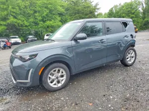 Kia Soul 2.0L 4 2025