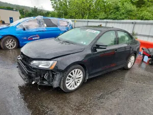 Volkswagen Jetta 1.8L 4 2015