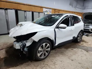 Ford Escape 2.0L 4 2025