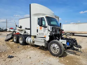International LT Series 15.0L 6 2025