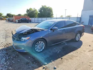 Lexus ES 3.5L 6 2015