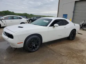 Dodge Challenger SXT 3.6L 6 2015