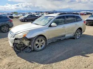 Subaru Outback 2.5L 4 2013