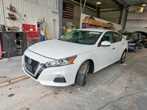 Nissan Altima 2.5L 4 2019