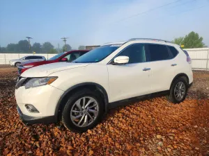 Nissan Rogue 2.5L 4 2015