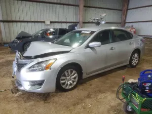 Nissan Altima 2.5L 4 2015