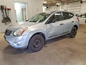 Nissan Rogue 2.5L 4 2013