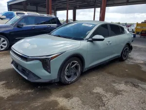 Kia K4 2.0L 4 2025