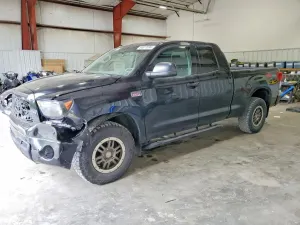 Toyota Tundra 5.7L 8 2011