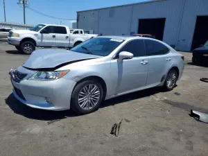 Lexus ES 3.5L 6 2015