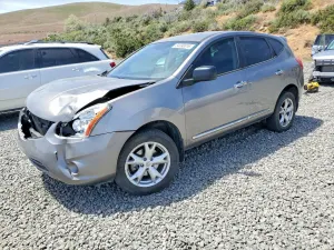 Nissan Rogue 2.5L 4 2013