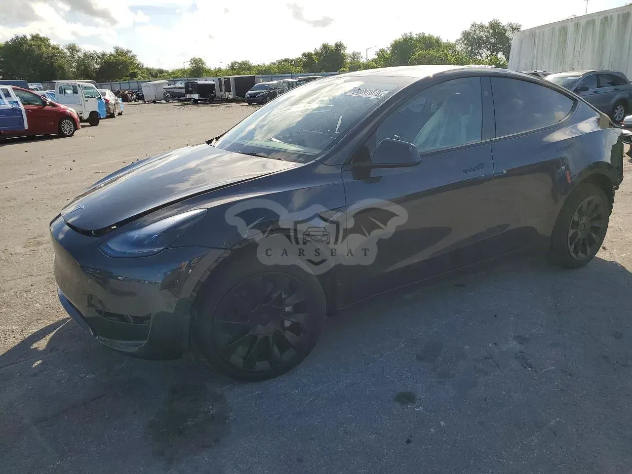 Tesla Model Y 2024
