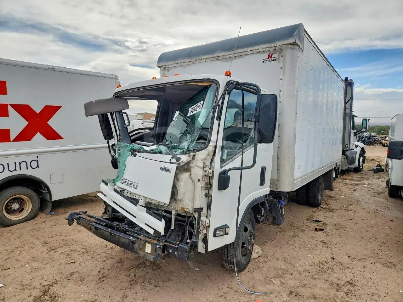 Isuzu NPR 5.2L 4 2014
