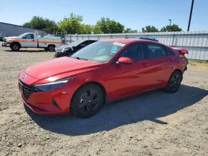 Hyundai Elantra 2.0L 4 2022