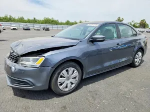 Volkswagen Jetta 1.8L 4 2014