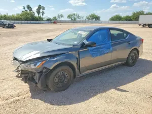 Nissan Altima 2.5L 4 2019