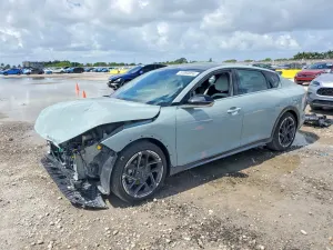 Kia K4 2.0L 4 2025