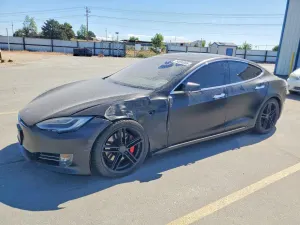 Tesla Model S 2018