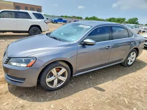 Volkswagen Passat 2.5L 5 2012