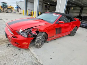 Ford Mustang 3.7L 6 2013
