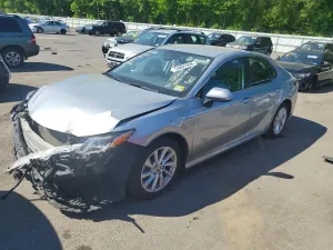 Toyota Camry 2.5L 4 2021