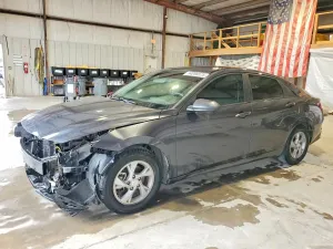 Hyundai Elantra 2.0L 4 2021