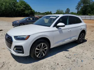 Audi Q5 2.0L 4 2021