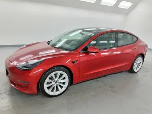 Tesla Model 3 2022
