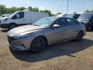 Hyundai Elantra 2.0L 4 2021